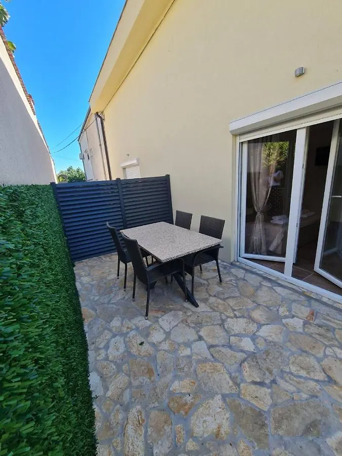 Apartment Villa Maris Sveti Petar  Croatia